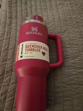 Target Limited Edition Pink Valentines Stanley Quencher H2.0 40 oz Tumbler